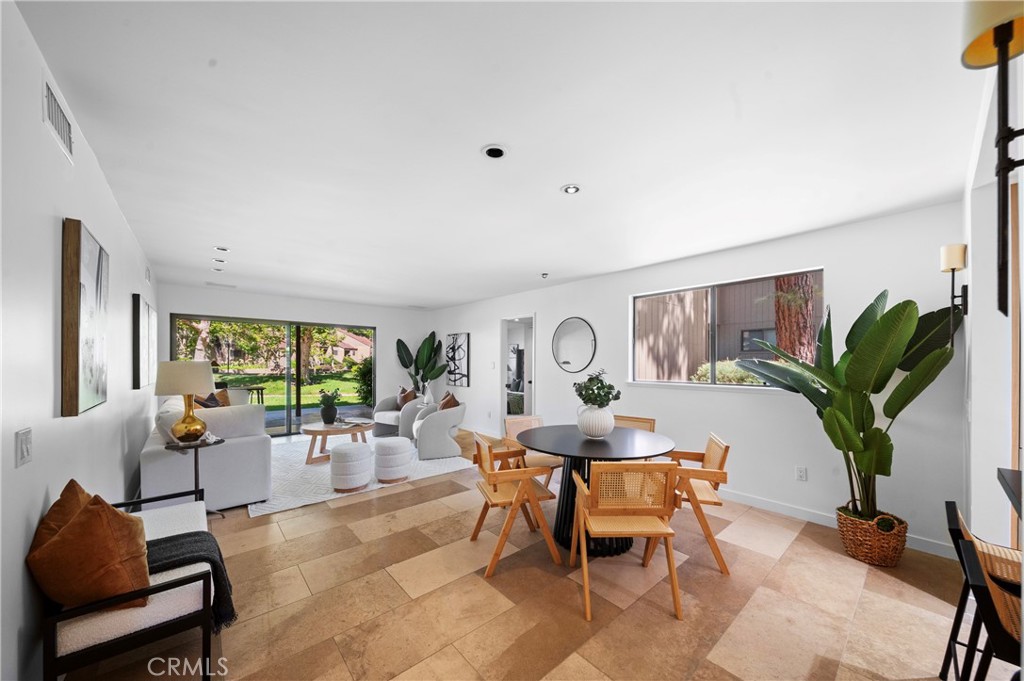 31391 E Nine Drive 67F