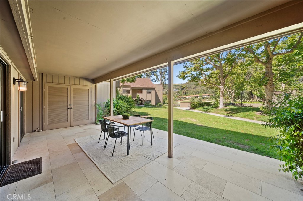 31391 E Nine Drive 67F