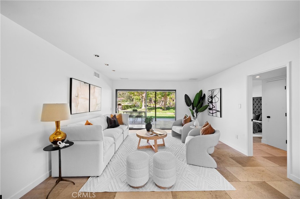 31391 E Nine Drive 67F