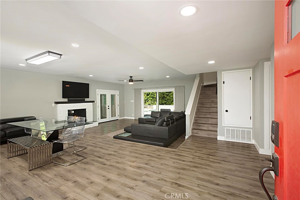 3460 Woodland Way