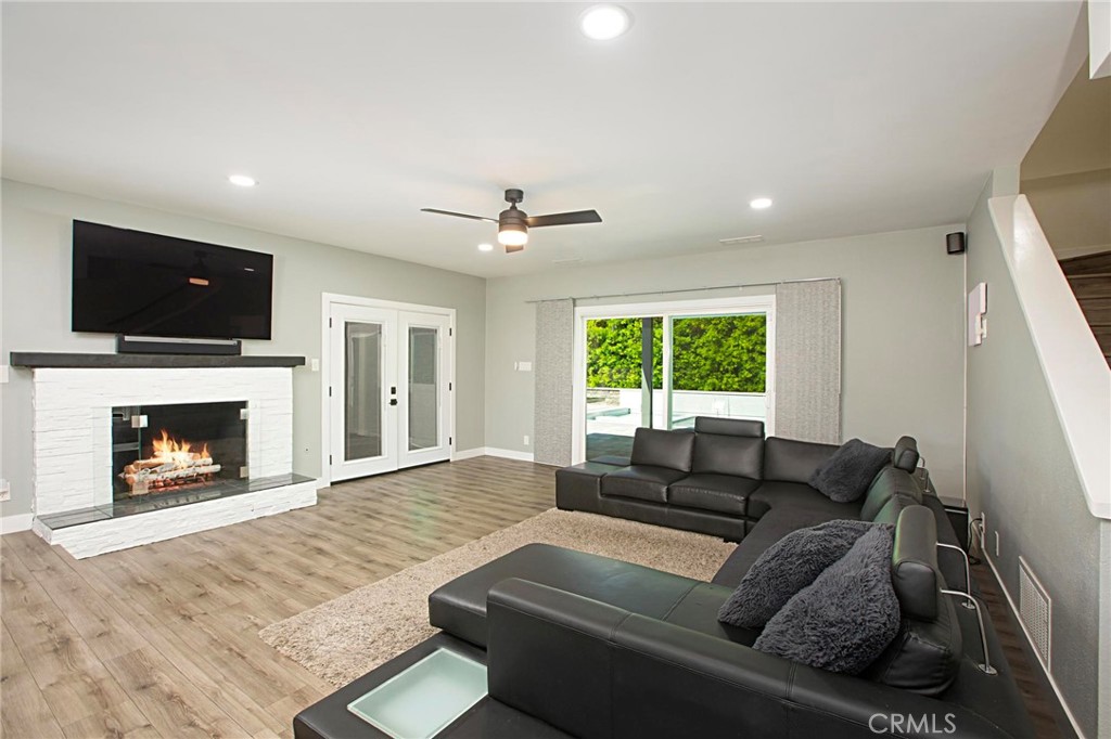 3460 Woodland Way