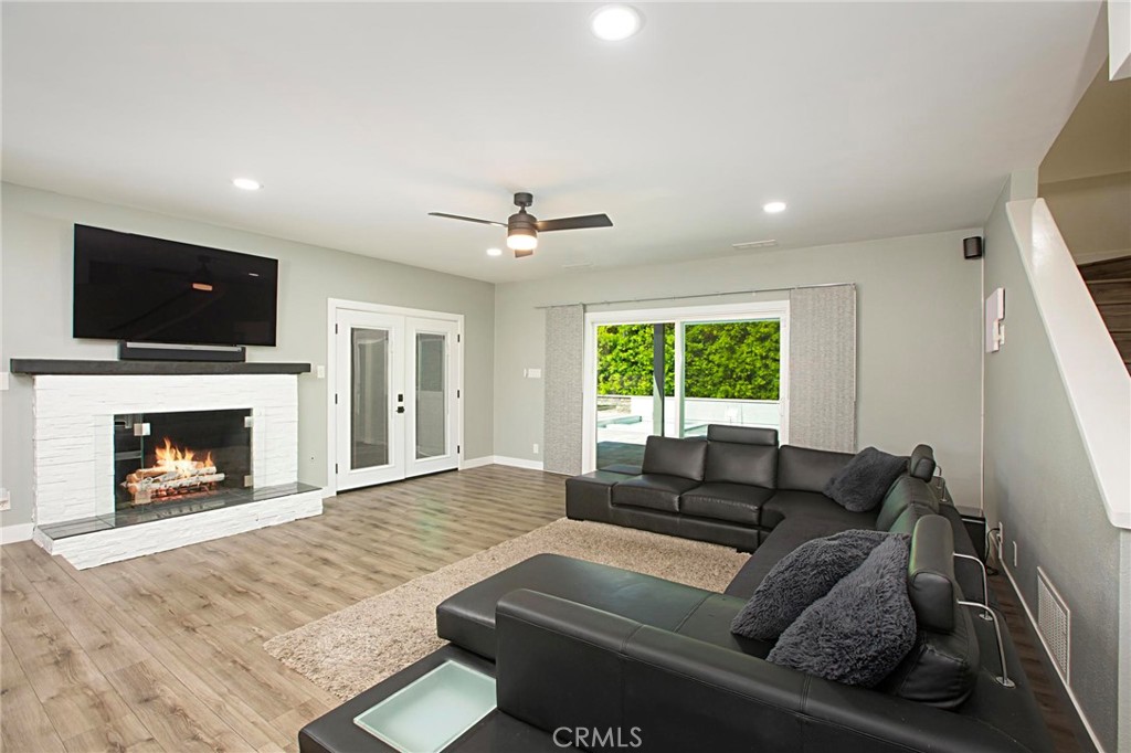 3460 Woodland Way