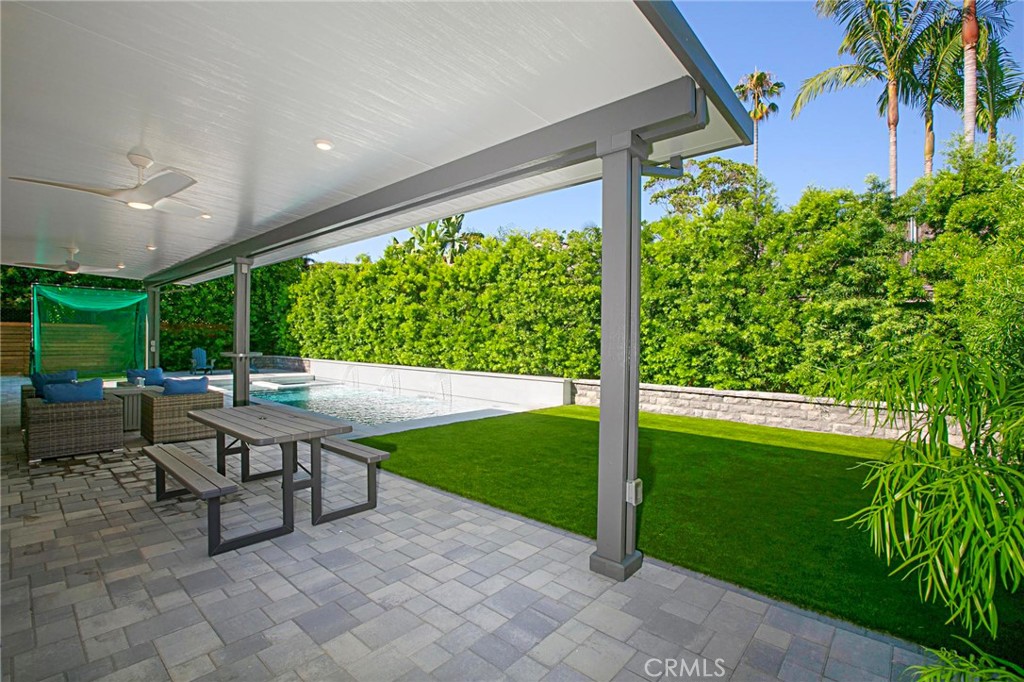3460 Woodland Way