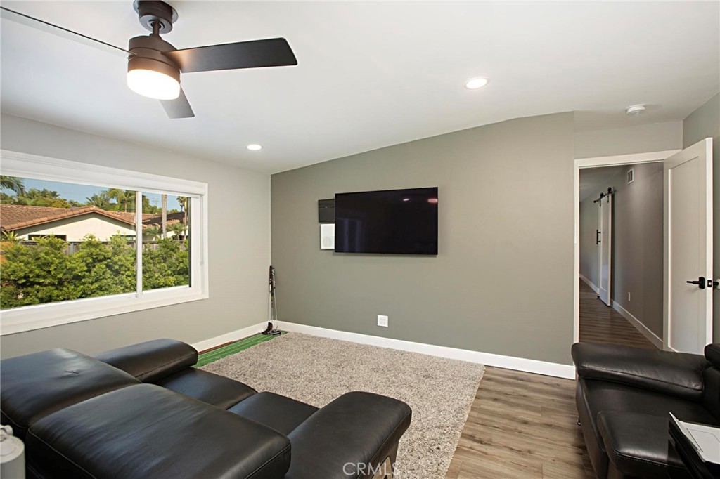 3460 Woodland Way