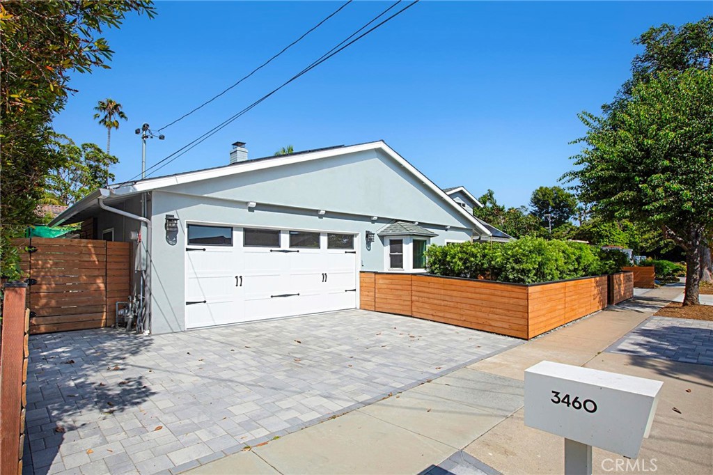 3460 Woodland Way