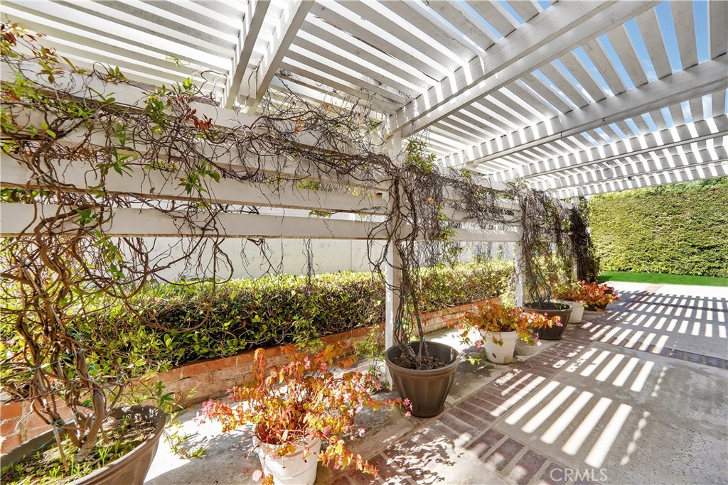 20461 Castle Rock Circle