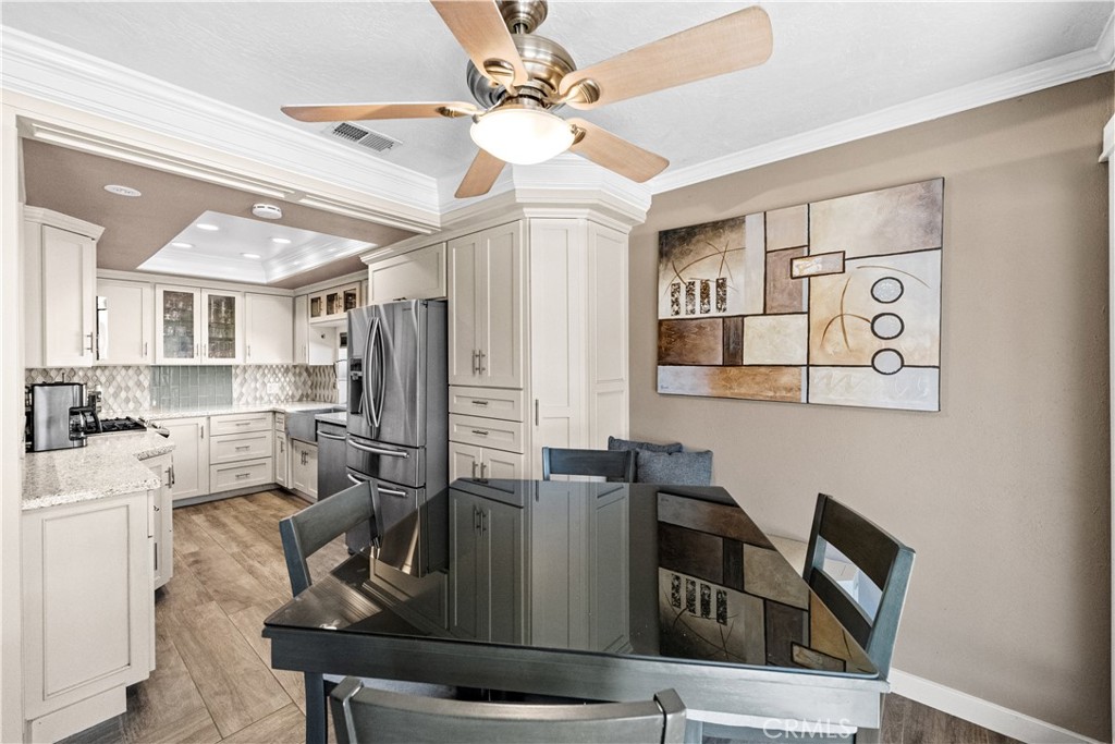 6302 Crescent Avenue