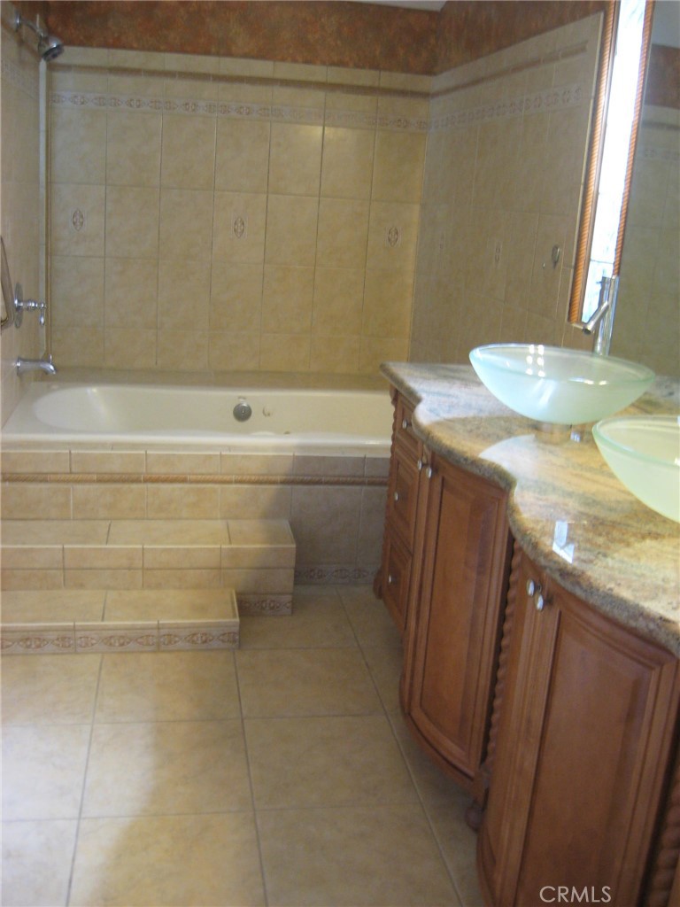 3431 Timber Lake 46