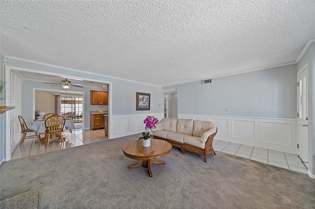 1826 W Saint Andrew Place