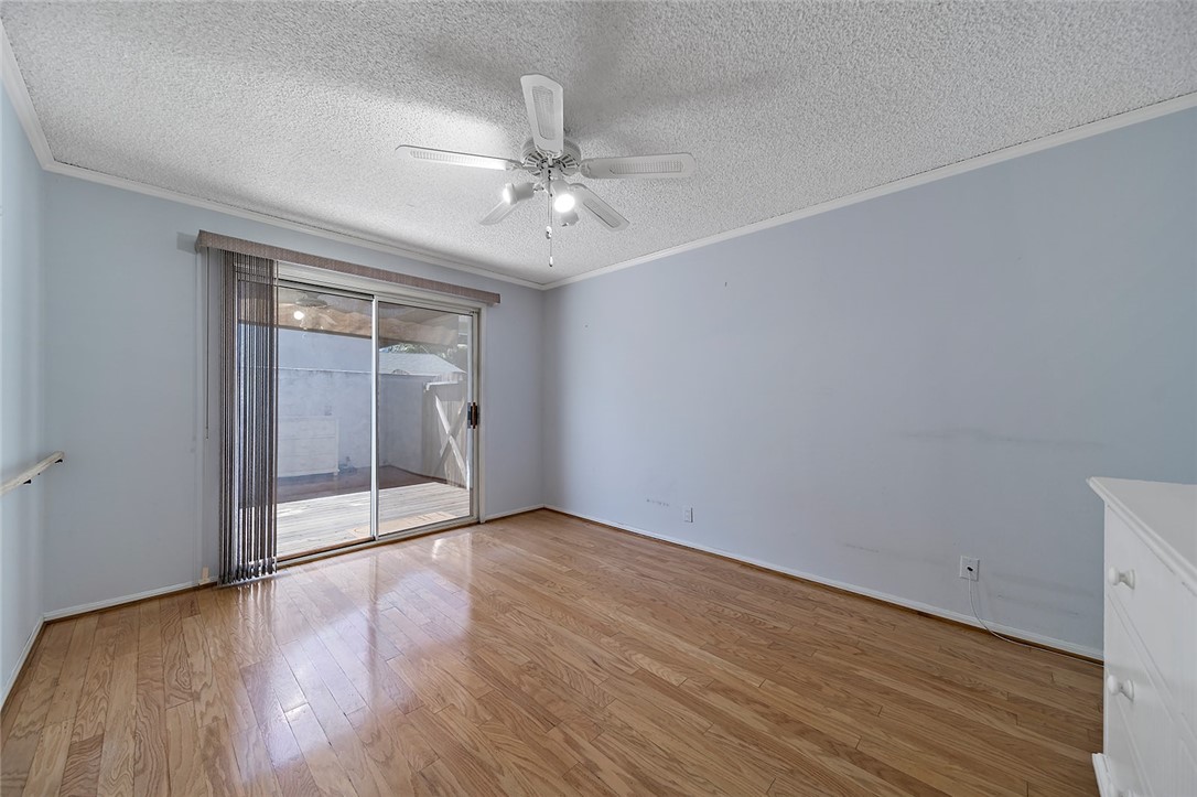 1826 W Saint Andrew Place