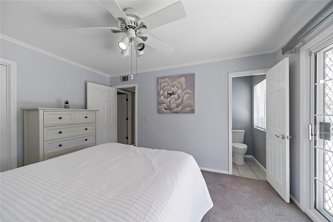 1826 W Saint Andrew Place