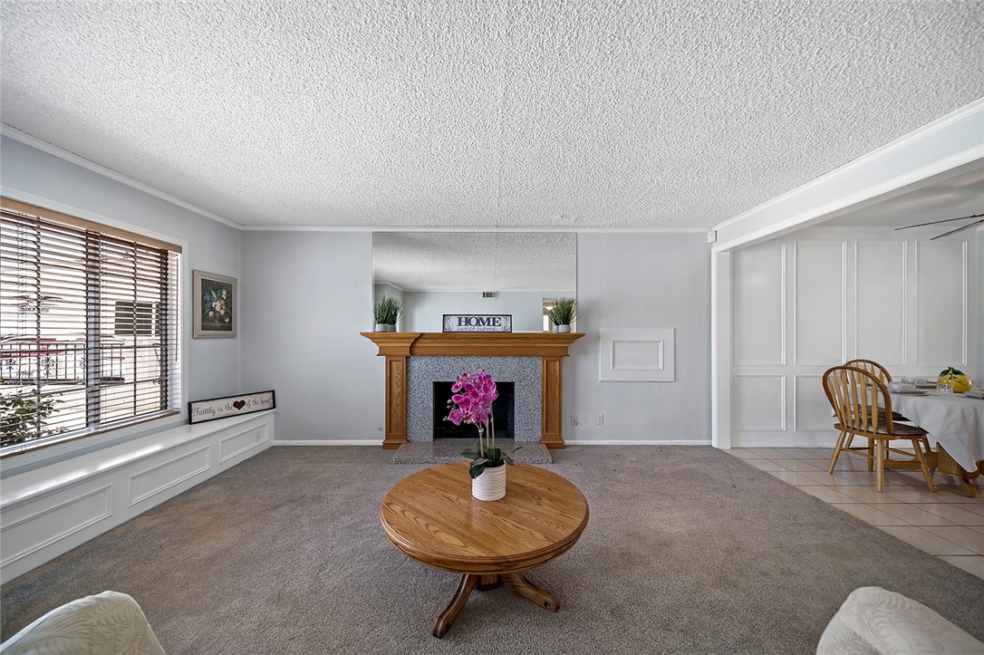 1826 W Saint Andrew Place