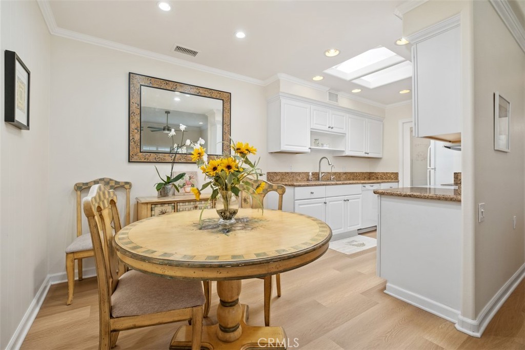 2031 E Via Mariposa D