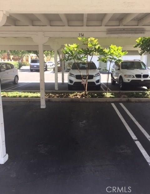 19 Giovanni Aisle 354