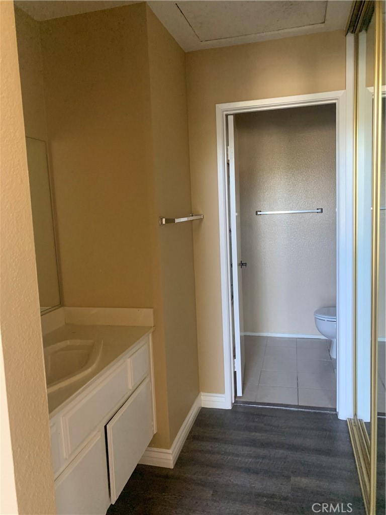 19 Giovanni Aisle 354