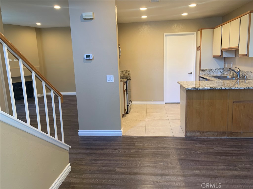 19 Giovanni Aisle 354