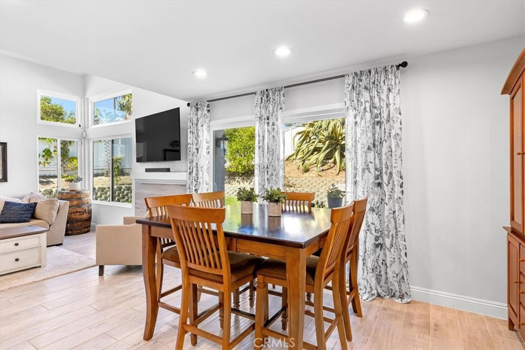 29996 La Collina Street