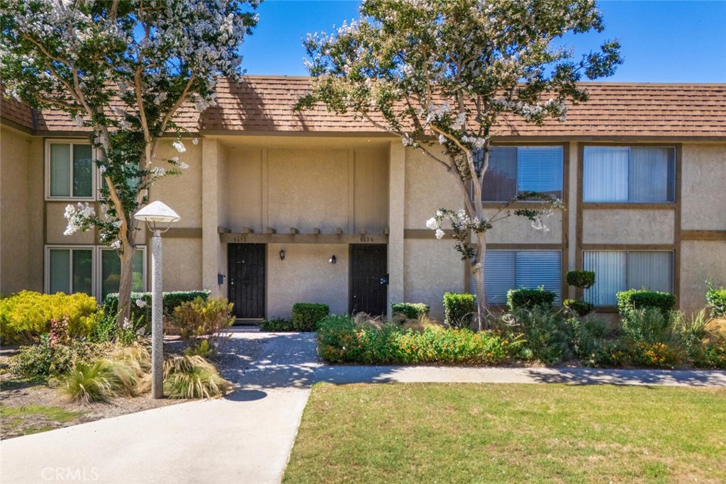 8628 York Circle