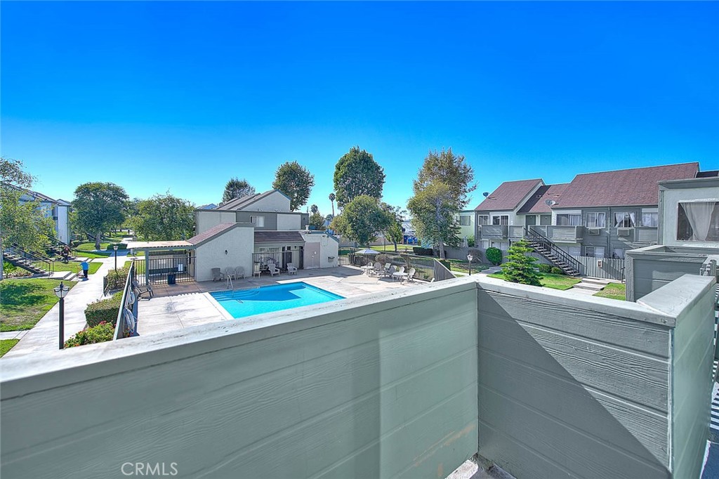 635 N Bristol Street 41