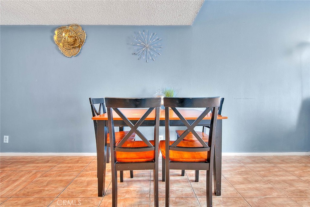 635 N Bristol Street 41