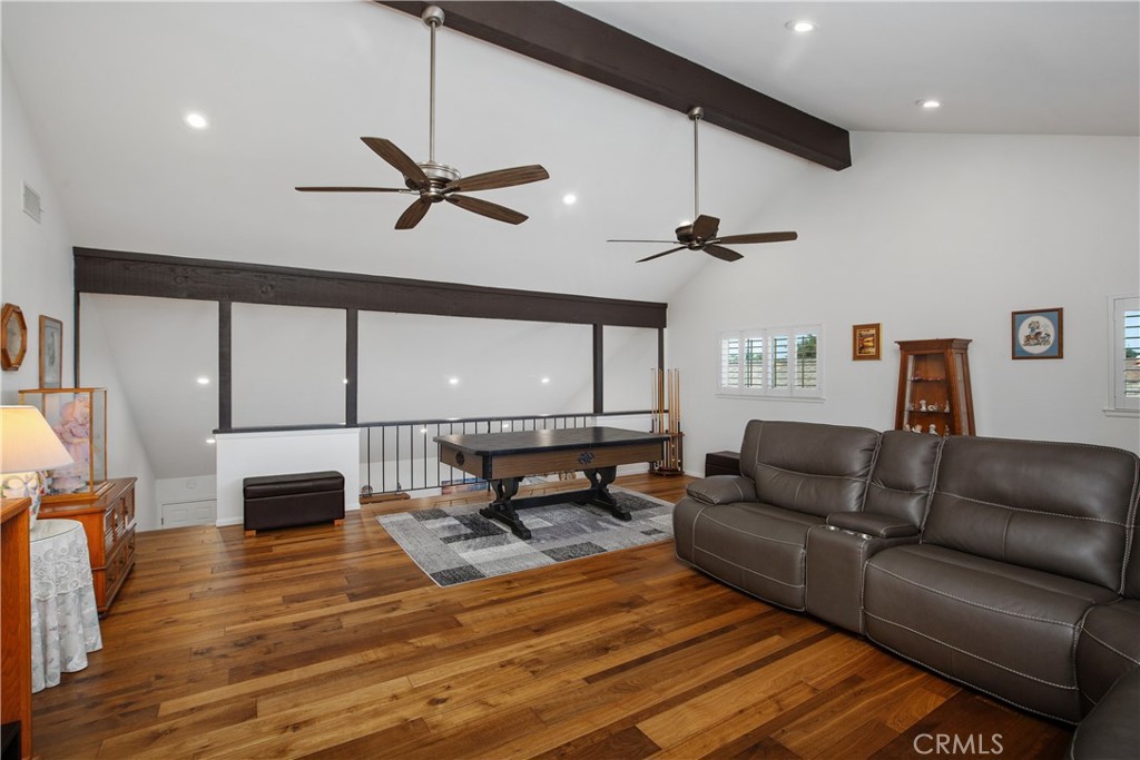 6248 Pitcairn Street