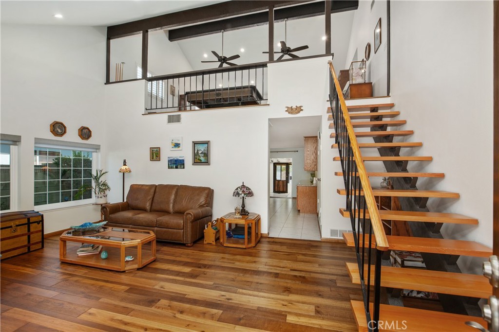 6248 Pitcairn Street