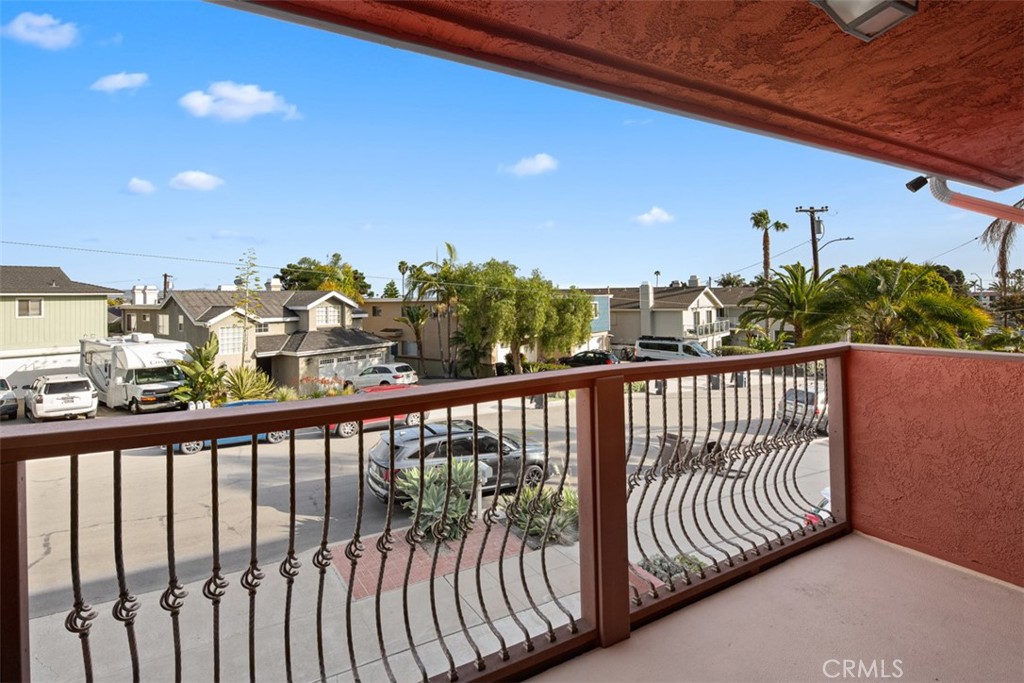 34121 Ruby Lantern B