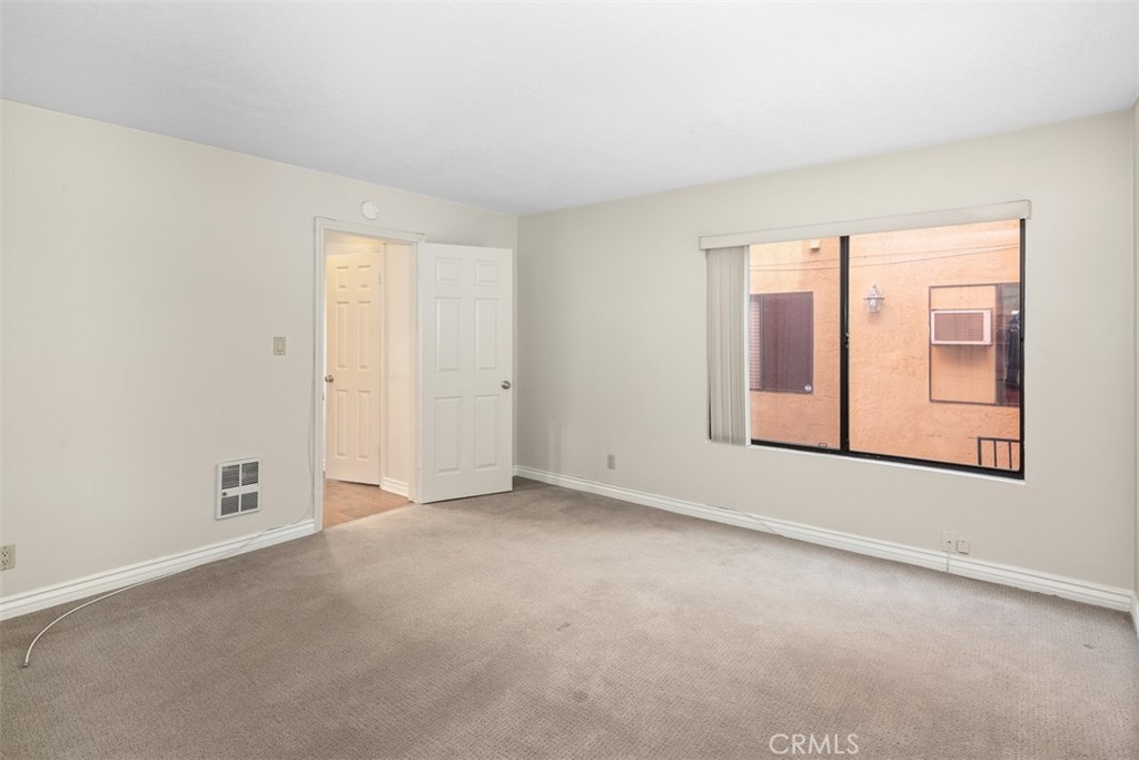 34121 Ruby Lantern B