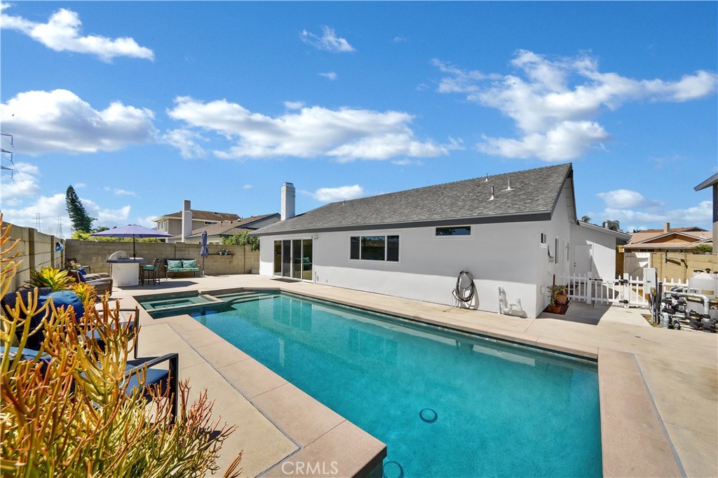 20732 Spindrift Lane