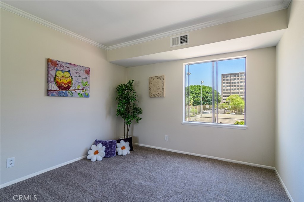 700 W 3rd Street B206