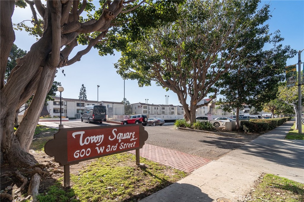 700 W 3rd Street B206