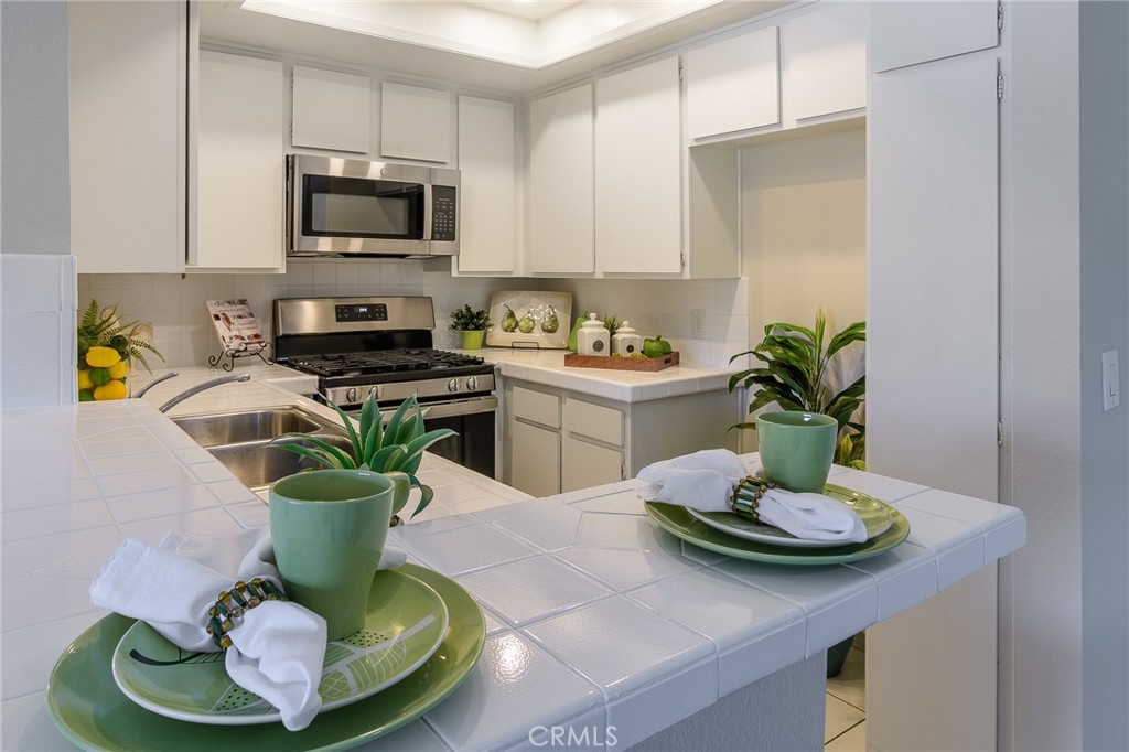 700 W 3rd Street B206