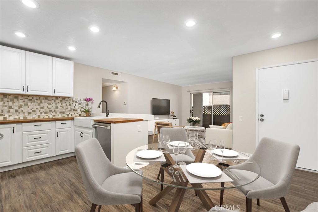 21961 Rimhurst Drive 195H