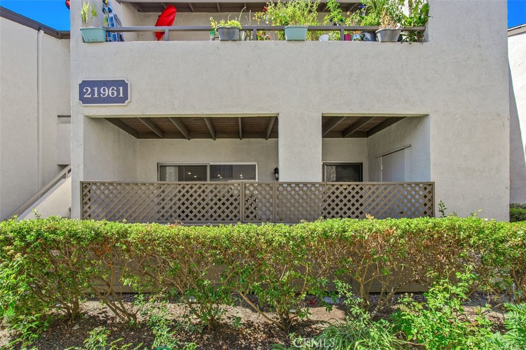 21961 Rimhurst Drive 195H