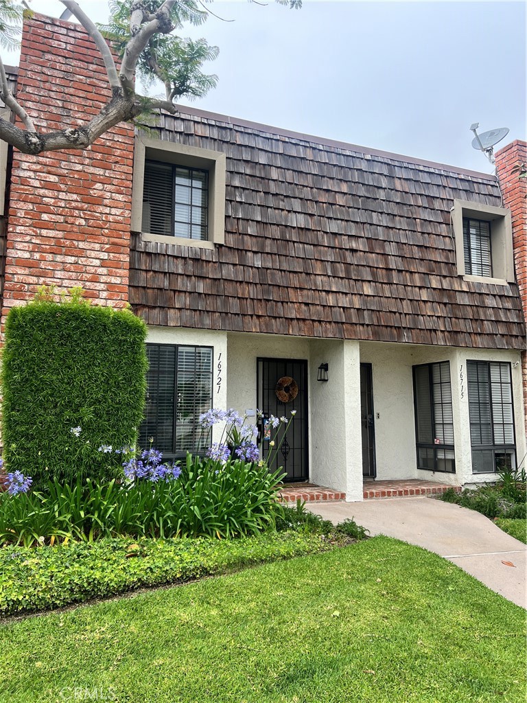 16721 Algonquin Street