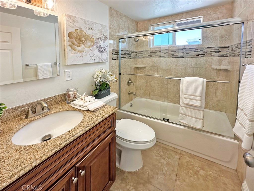 1356 S Latona Street