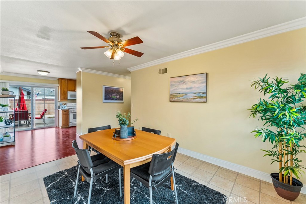 15471 Salisbury Lane