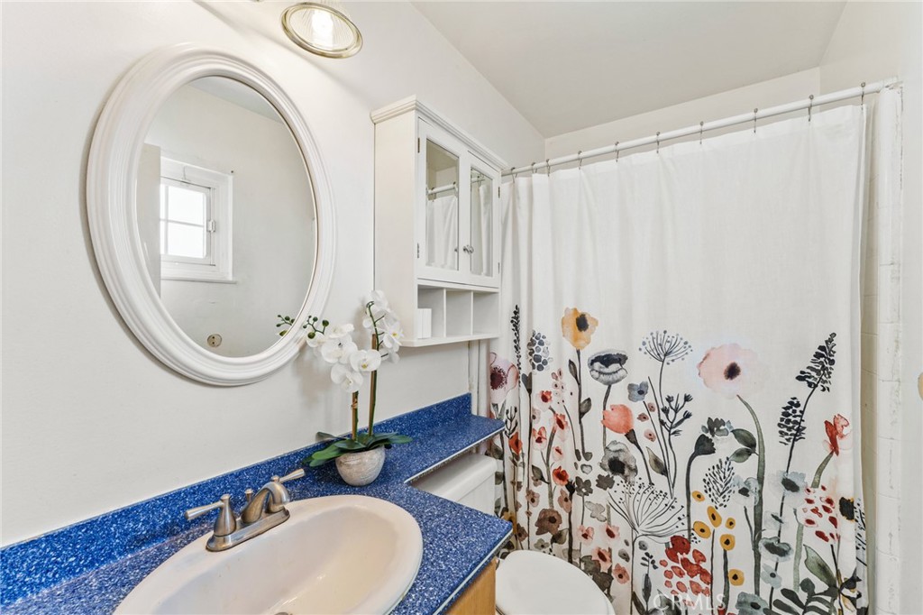 15471 Salisbury Lane