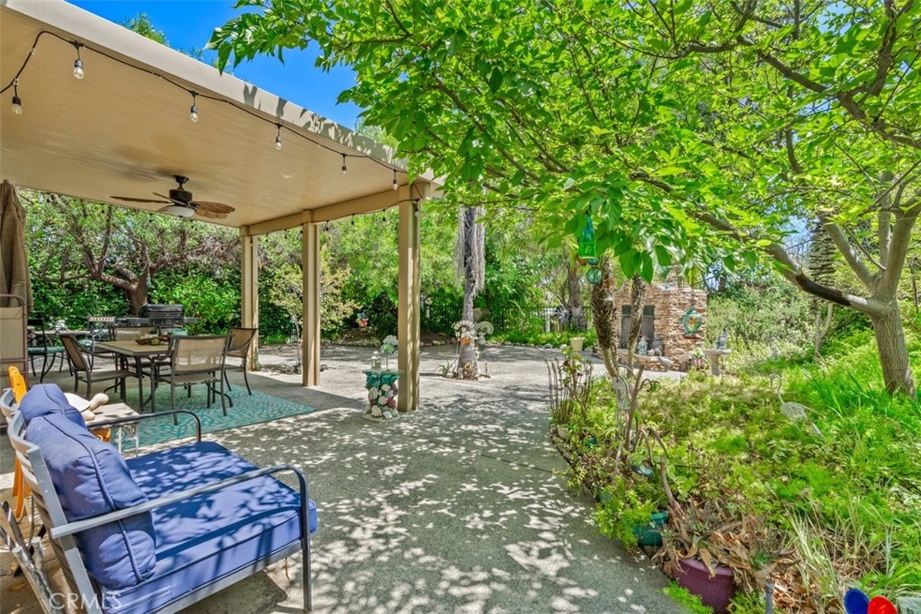 9133 Espinosa Street