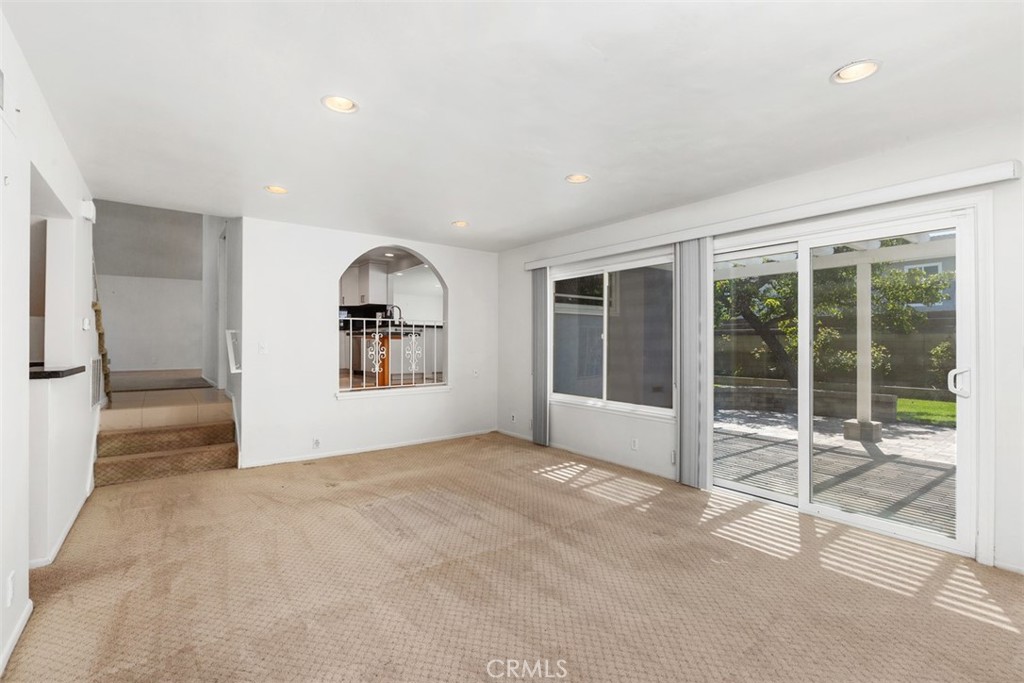 9882 Vicksburg Drive