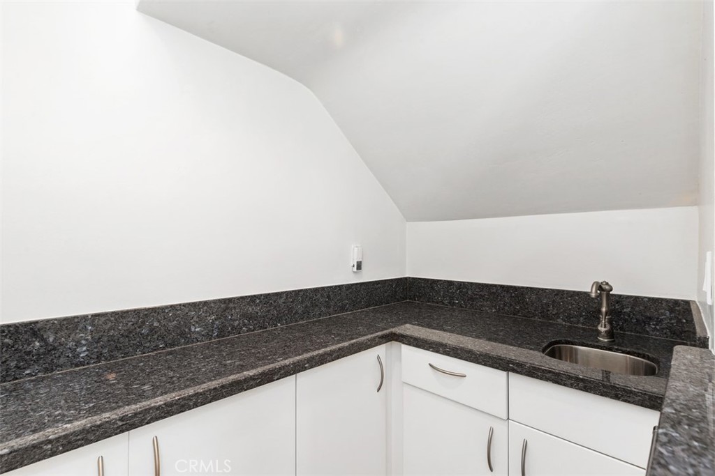 9882 Vicksburg Drive