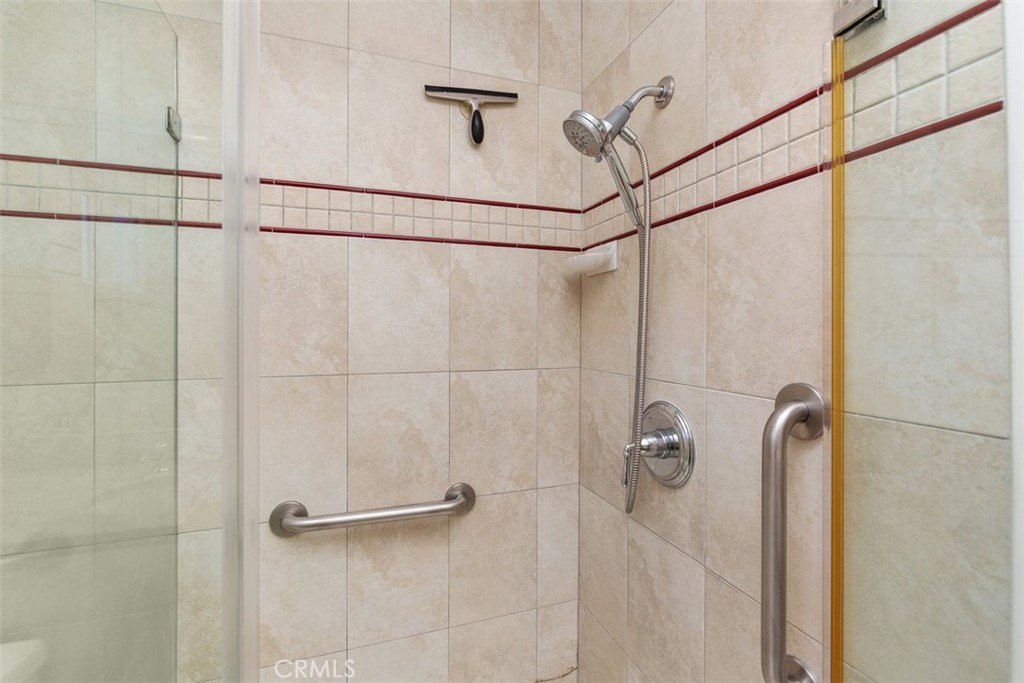 9882 Vicksburg Drive