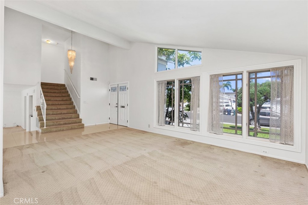 9882 Vicksburg Drive