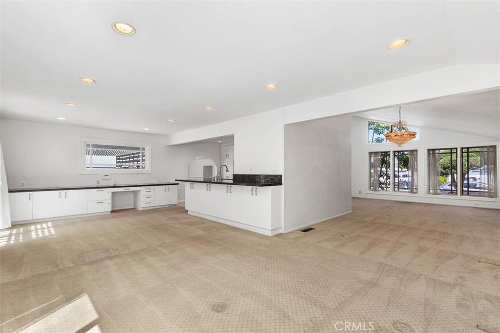 9882 Vicksburg Drive