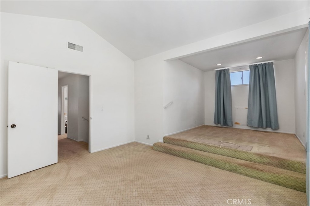 9882 Vicksburg Drive