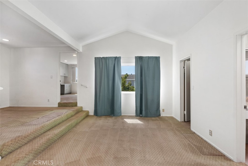 9882 Vicksburg Drive