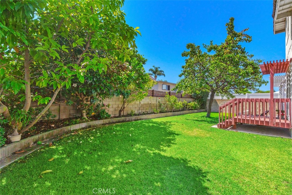 9882 Vicksburg Drive