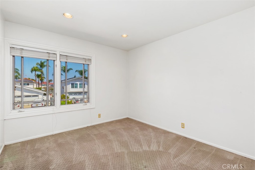 9882 Vicksburg Drive