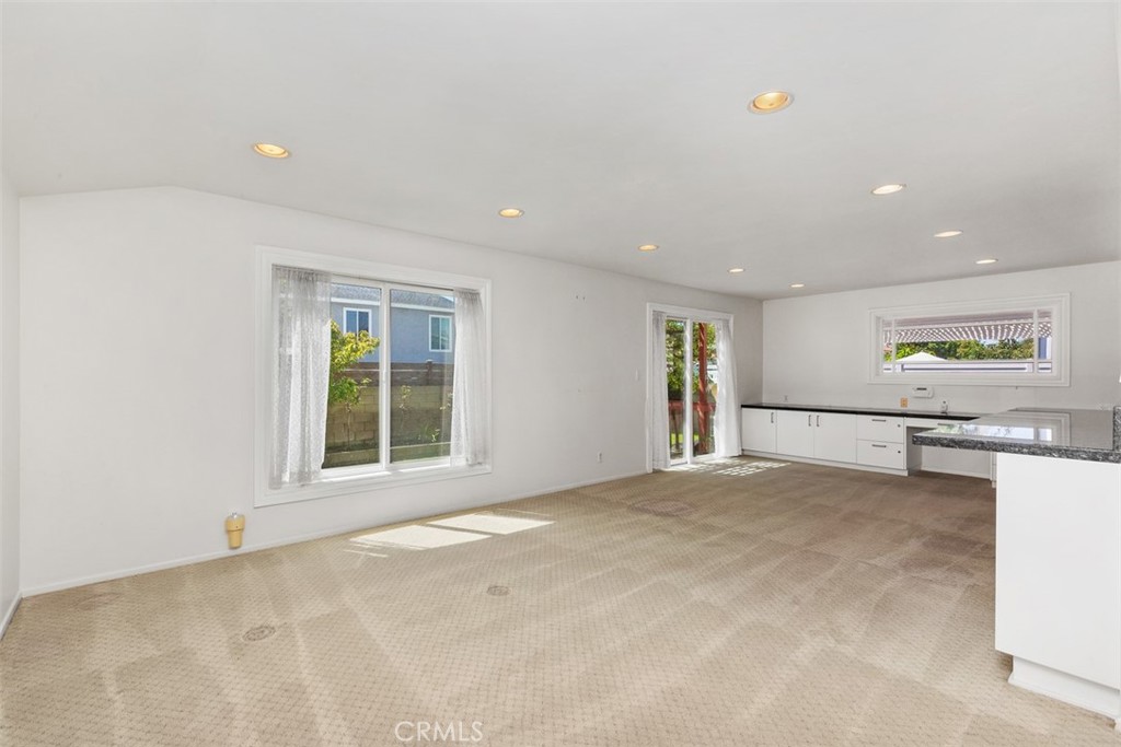 9882 Vicksburg Drive