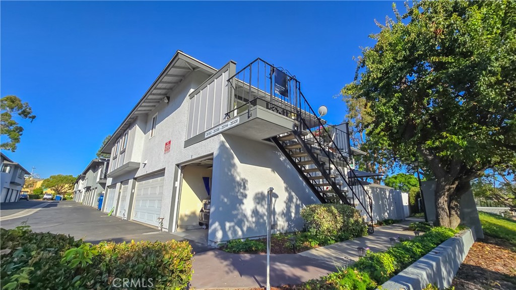 20302 #4 Flower Gate Lane 4
